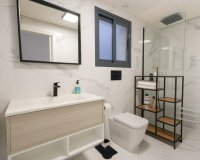 Reventa - Apartamento / Dúplex - Torrevieja