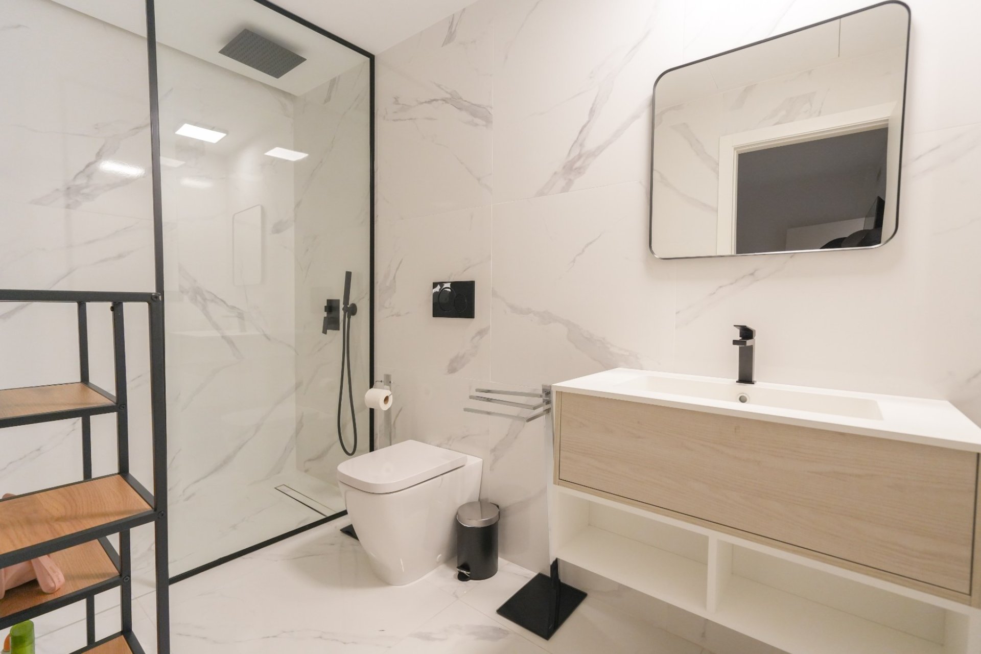 Reventa - Apartamento / Dúplex - Torrevieja