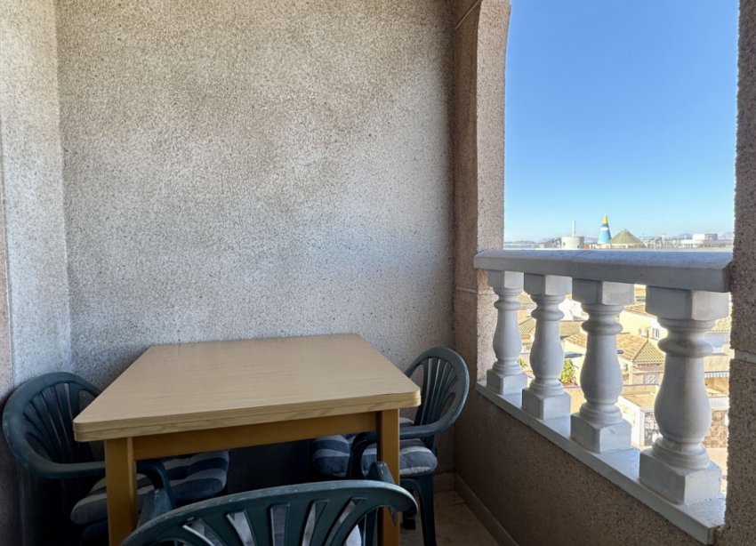Reventa - Apartamento / Dúplex - Torrevieja