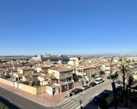 Reventa - Apartamento / Dúplex - Torrevieja