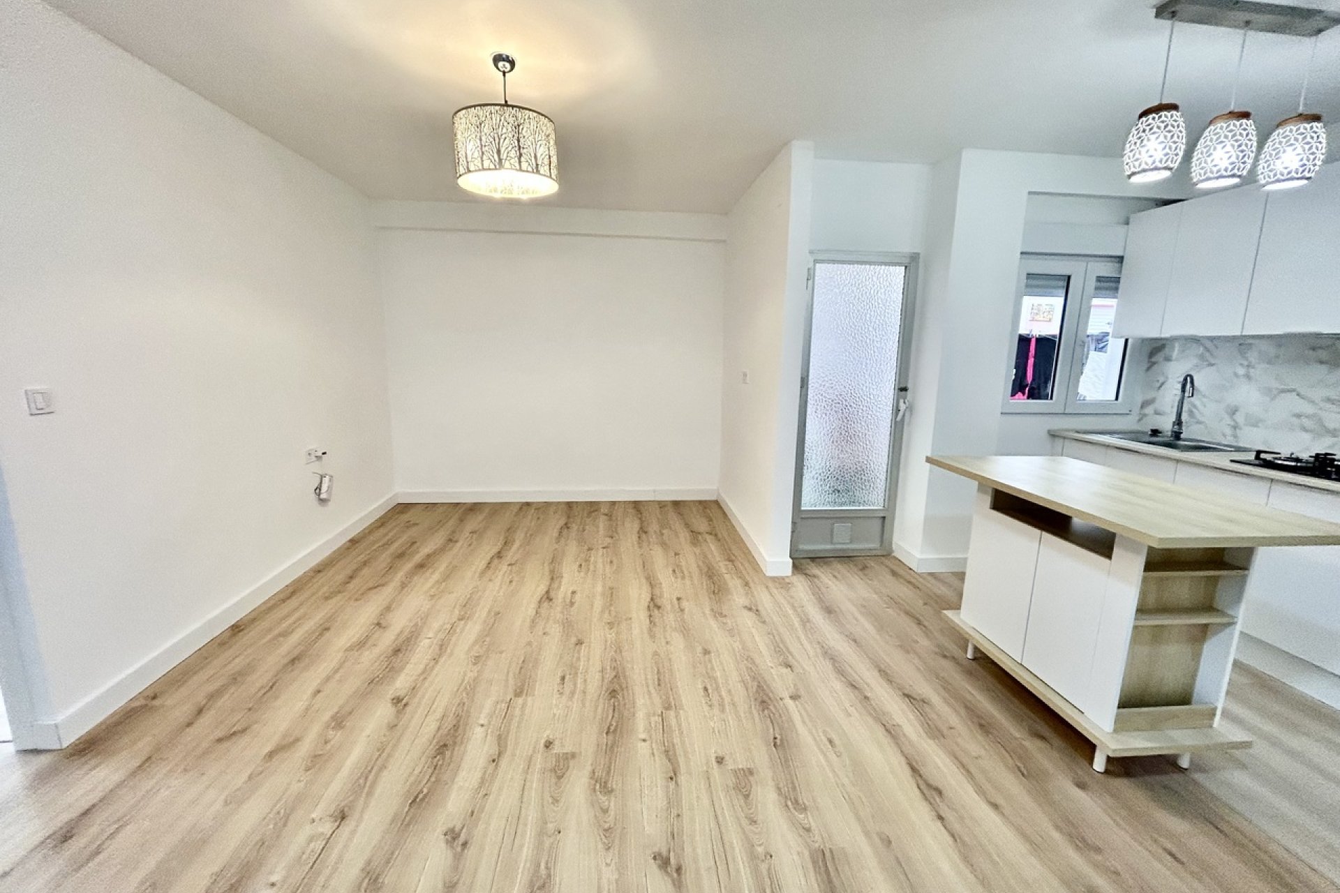 Reventa - Apartamento / Dúplex - Torrevieja