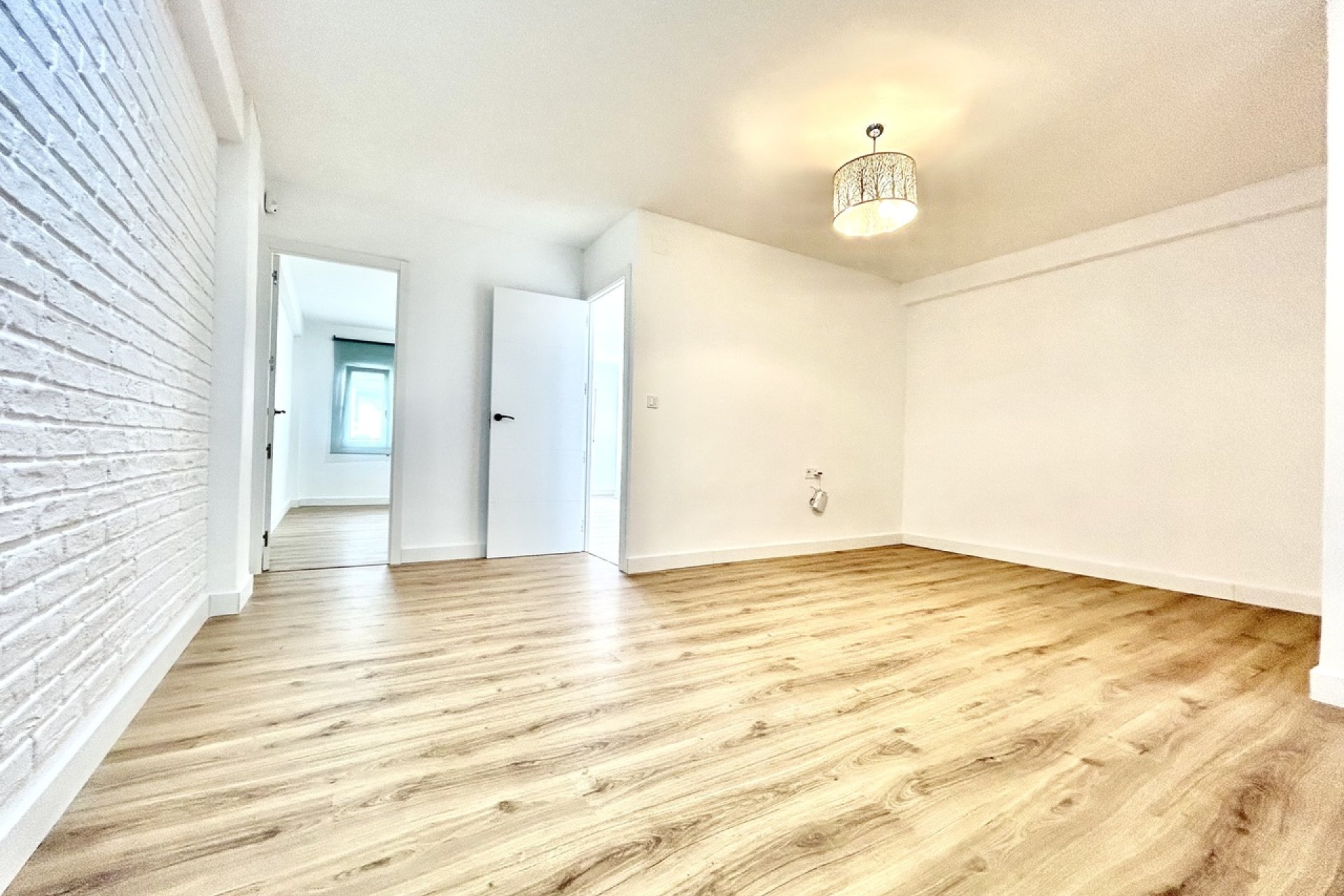 Reventa - Apartamento / Dúplex - Torrevieja