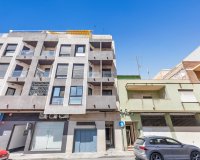 Reventa - Apartamento / Dúplex - Torrevieja