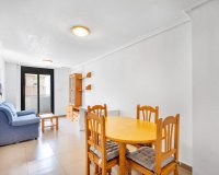 Reventa - Apartamento / Dúplex - Torrevieja