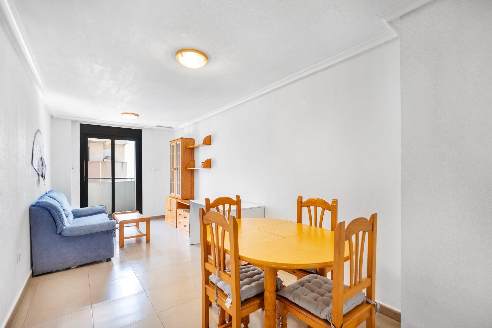 Reventa - Apartamento / Dúplex - Torrevieja