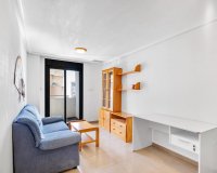 Reventa - Apartamento / Dúplex - Torrevieja