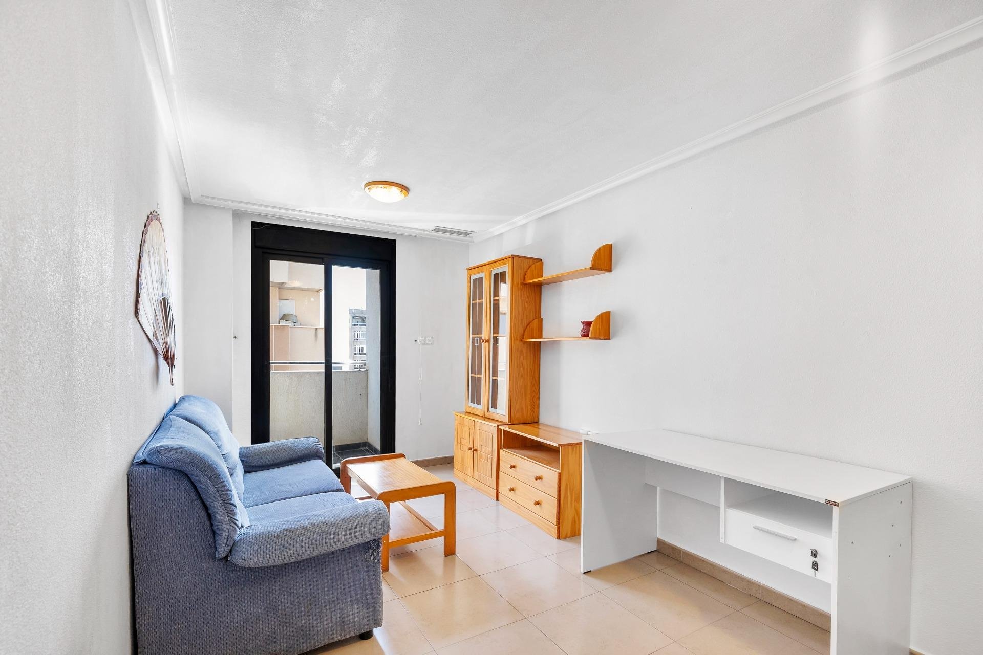 Reventa - Apartamento / Dúplex - Torrevieja