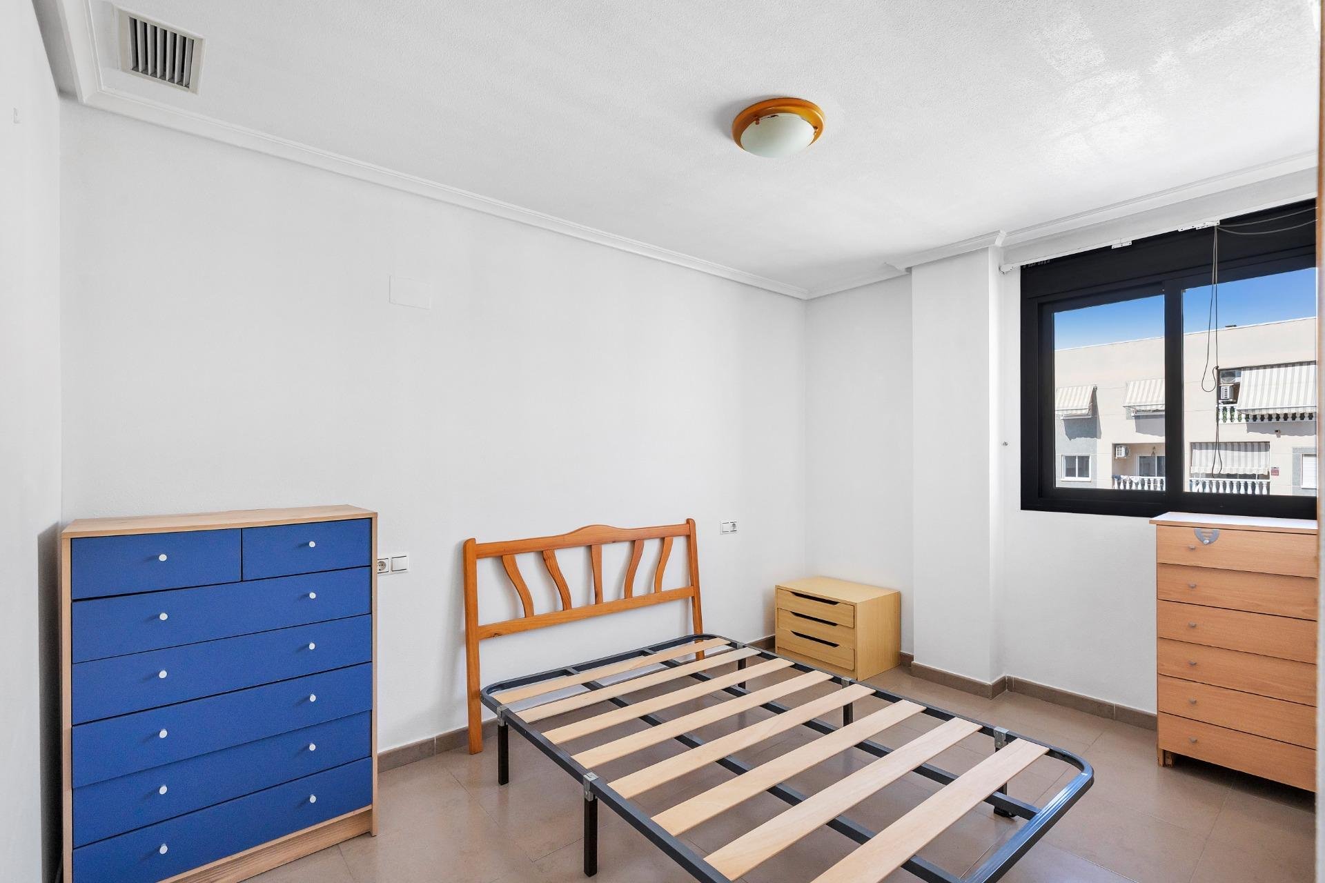 Reventa - Apartamento / Dúplex - Torrevieja