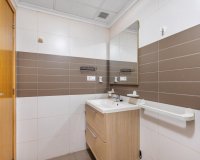 Reventa - Apartamento / Dúplex - Torrevieja