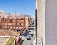 Reventa - Apartamento / Dúplex - Torrevieja
