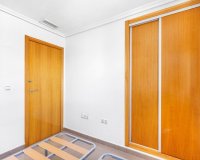 Reventa - Apartamento / Dúplex - Torrevieja
