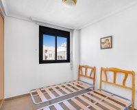 Reventa - Apartamento / Dúplex - Torrevieja
