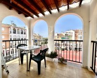 Reventa - Apartamento / Dúplex - Torrevieja