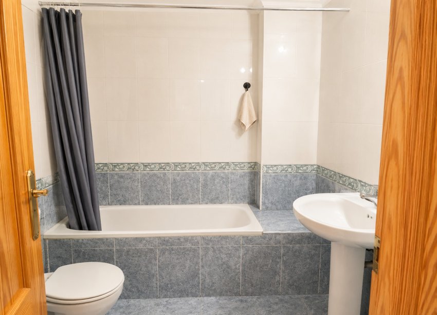 Reventa - Apartamento / Dúplex - Torrevieja