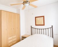 Reventa - Apartamento / Dúplex - Torrevieja