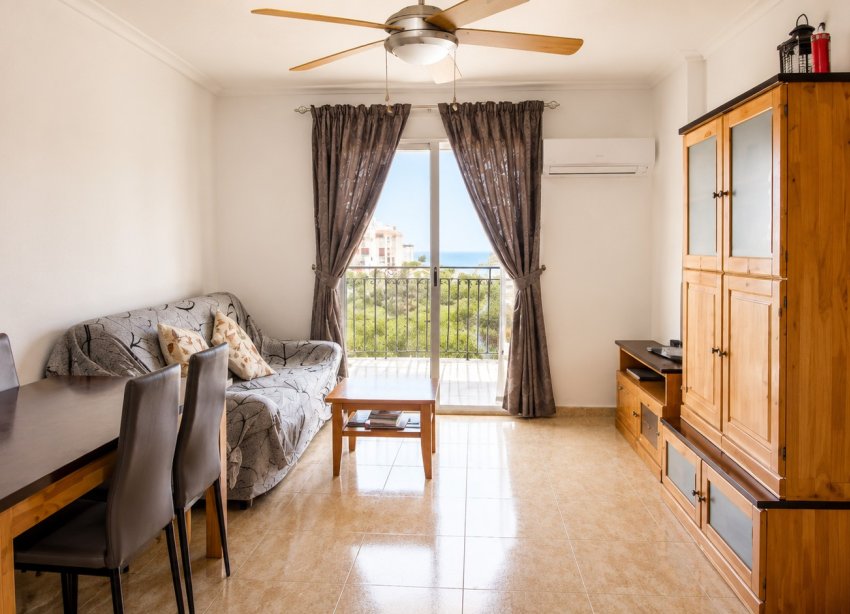 Reventa - Apartamento / Dúplex - Torrevieja