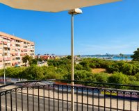 Reventa - Apartamento / Dúplex - Torrevieja