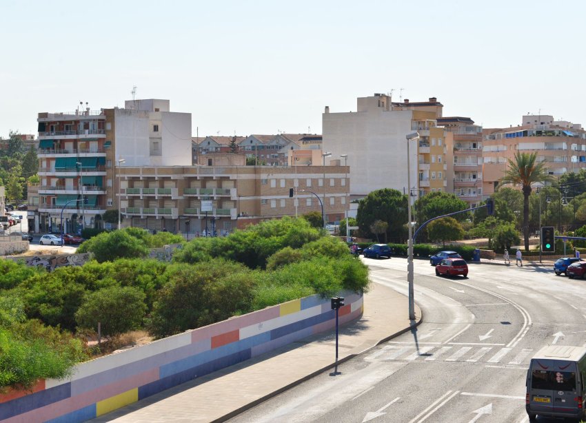 Reventa - Apartamento / Dúplex - Torrevieja