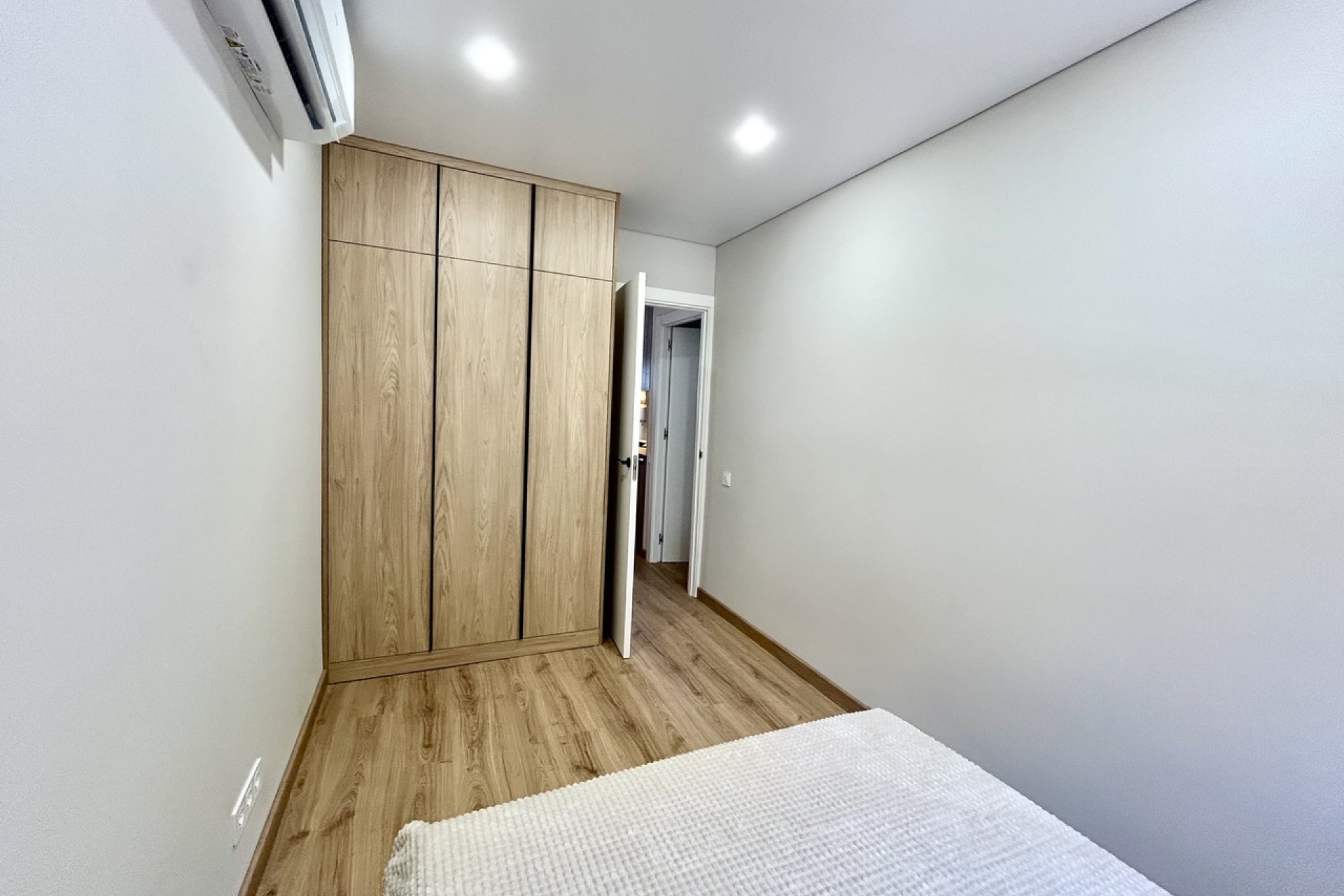 Reventa - Apartamento / Dúplex - Torrevieja