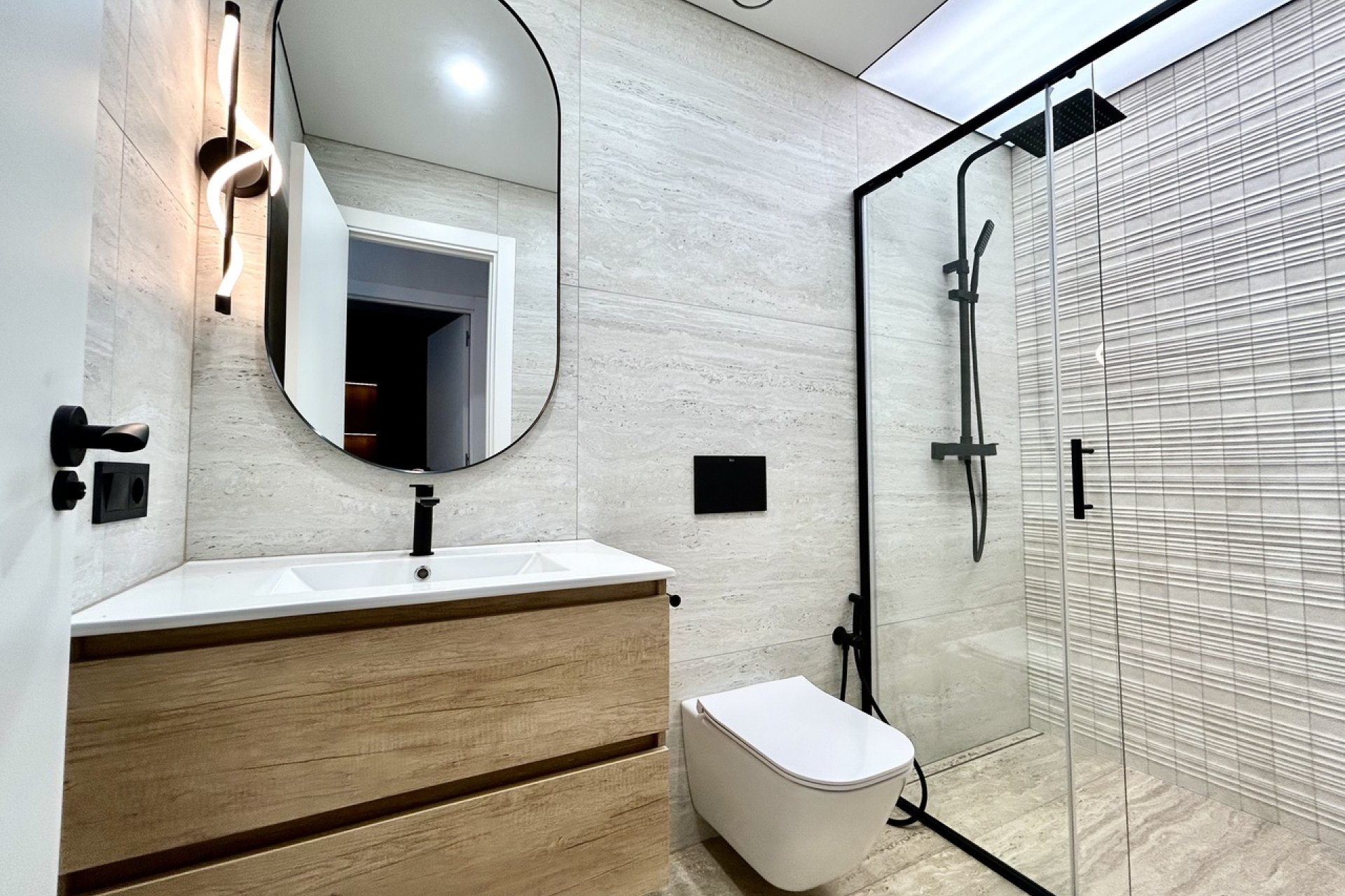 Reventa - Apartamento / Dúplex - Torrevieja