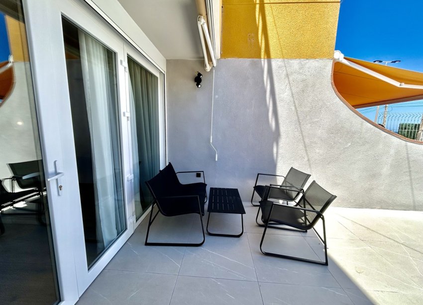 Reventa - Apartamento / Dúplex - Torrevieja