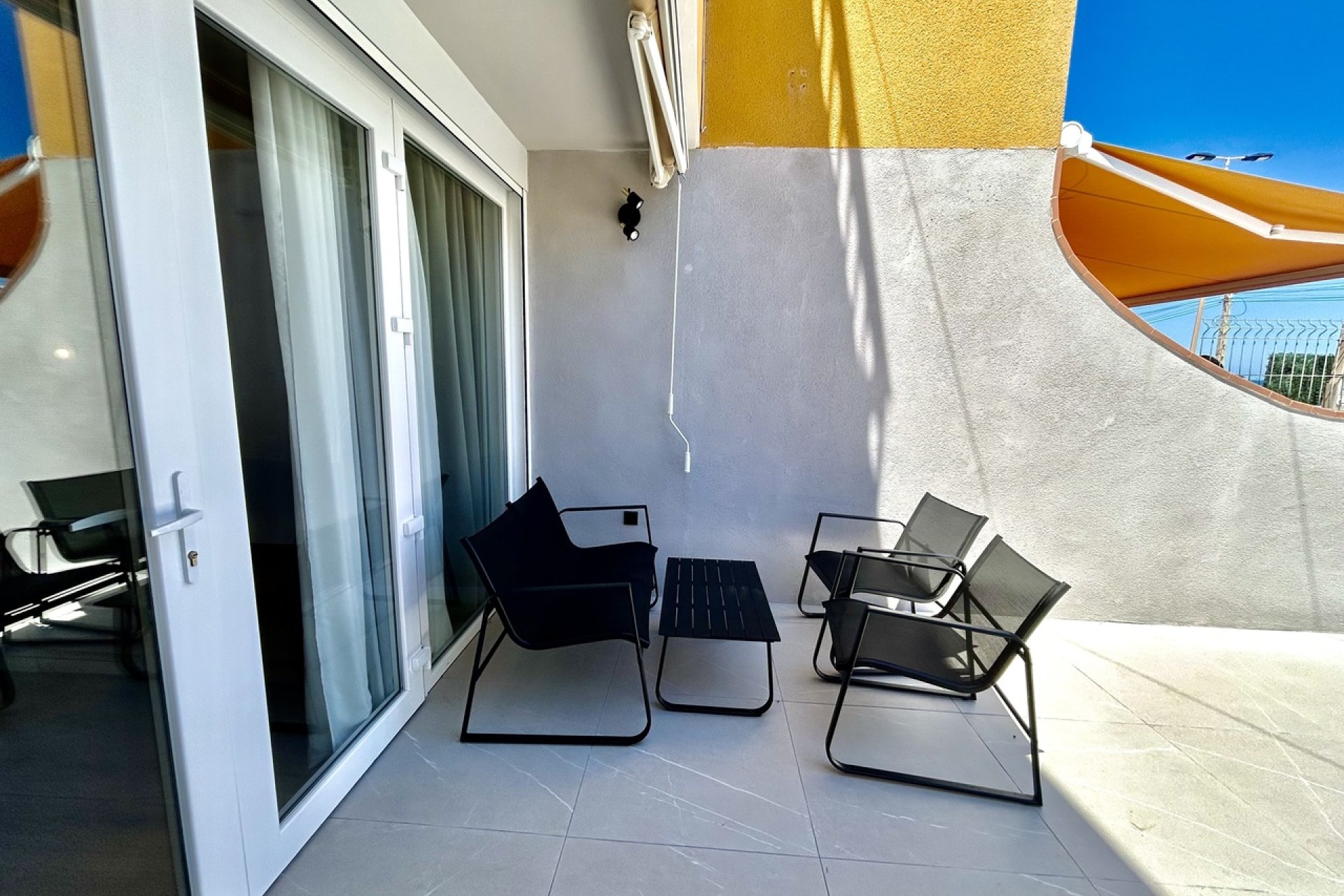 Reventa - Apartamento / Dúplex - Torrevieja