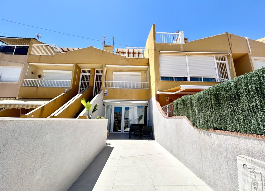 Reventa - Apartamento / Dúplex - Torrevieja
