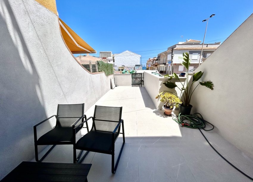 Reventa - Apartamento / Dúplex - Torrevieja
