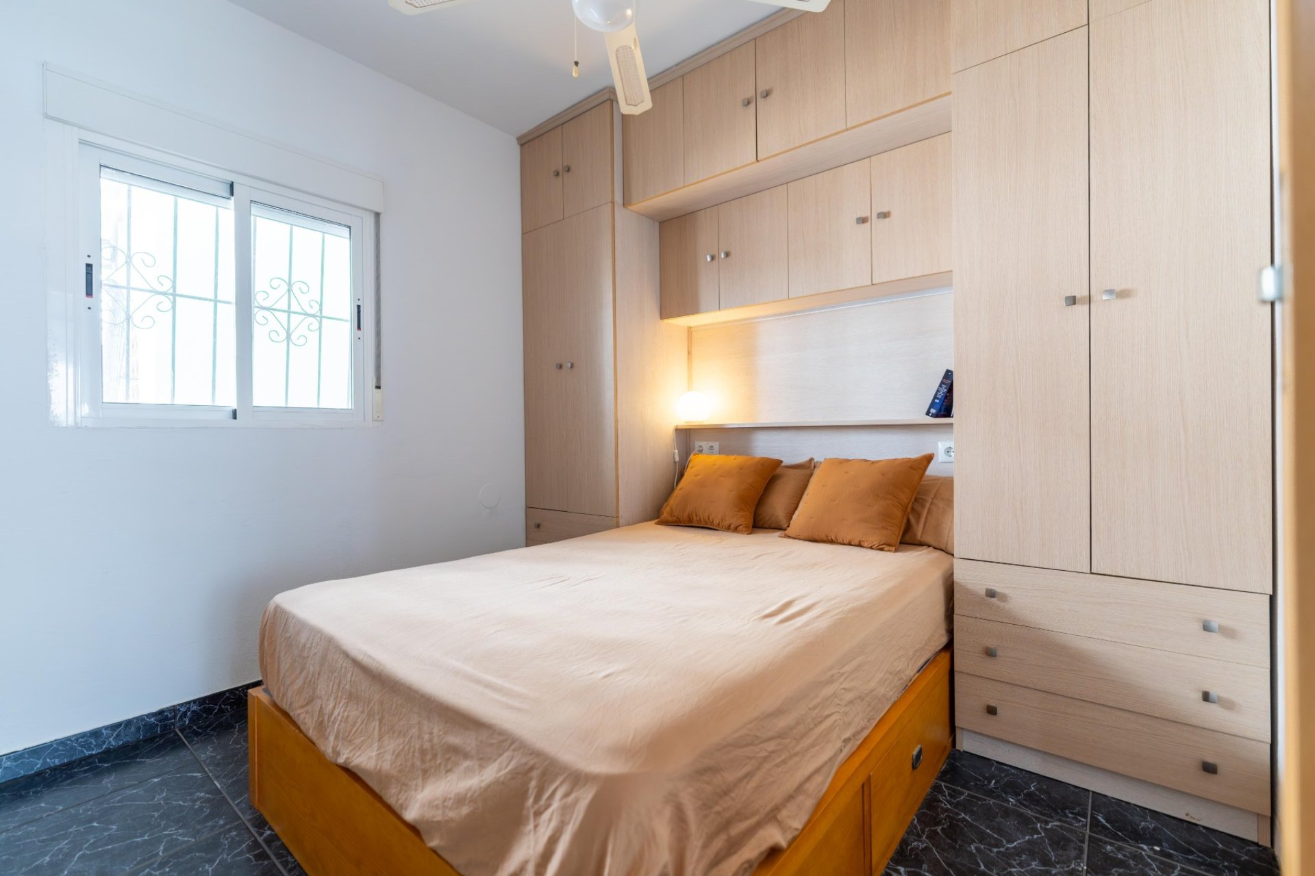 Reventa - Apartamento / Dúplex - Torrevieja