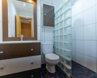 Reventa - Apartamento / Dúplex - Torrevieja