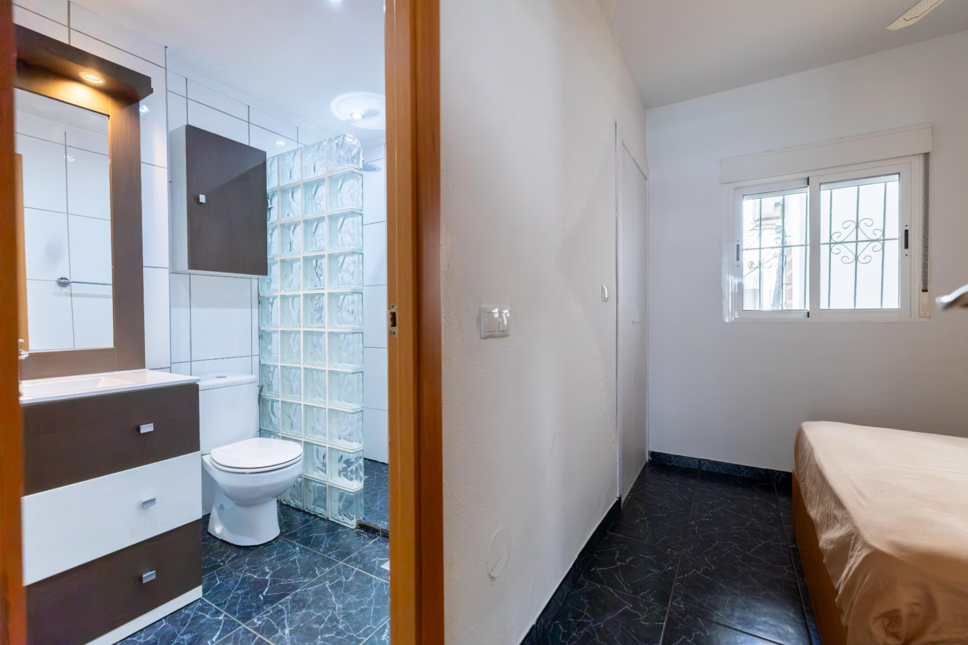 Reventa - Apartamento / Dúplex - Torrevieja
