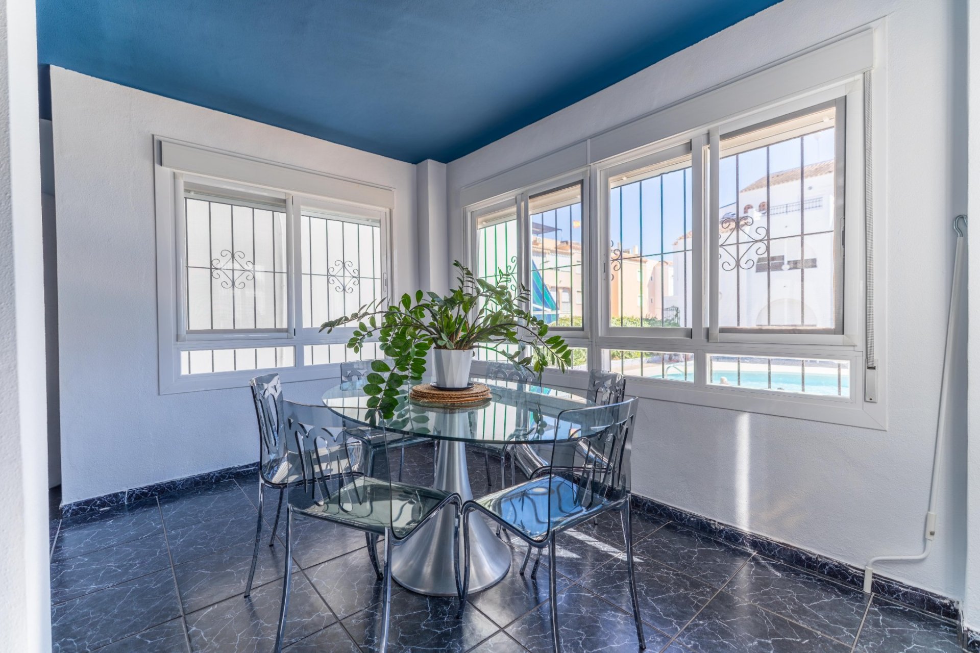 Reventa - Apartamento / Dúplex - Torrevieja