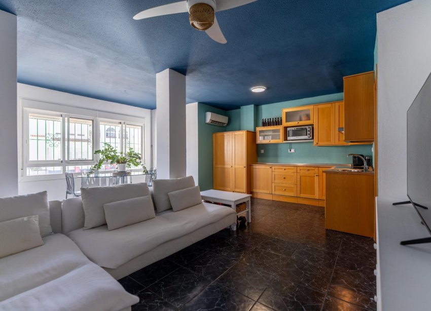 Reventa - Apartamento / Dúplex - Torrevieja