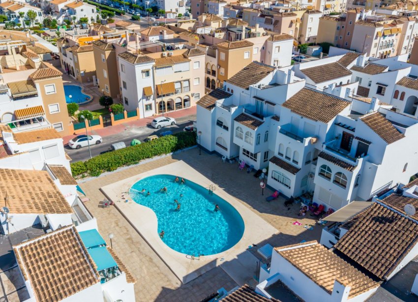 Reventa - Apartamento / Dúplex - Torrevieja