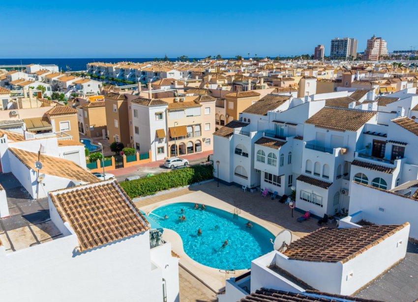 Reventa - Apartamento / Dúplex - Torrevieja