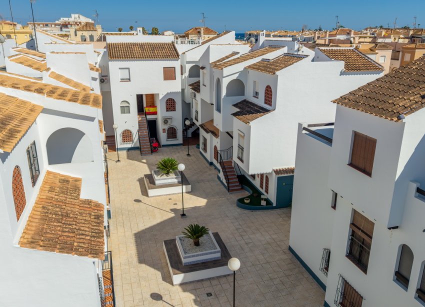 Reventa - Apartamento / Dúplex - Torrevieja