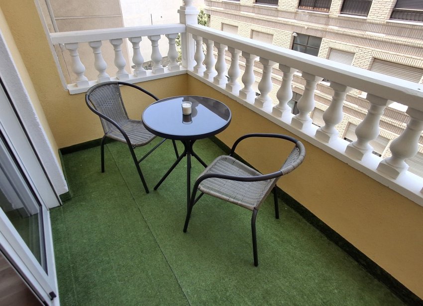 Reventa - Apartamento / Dúplex - Torrevieja
