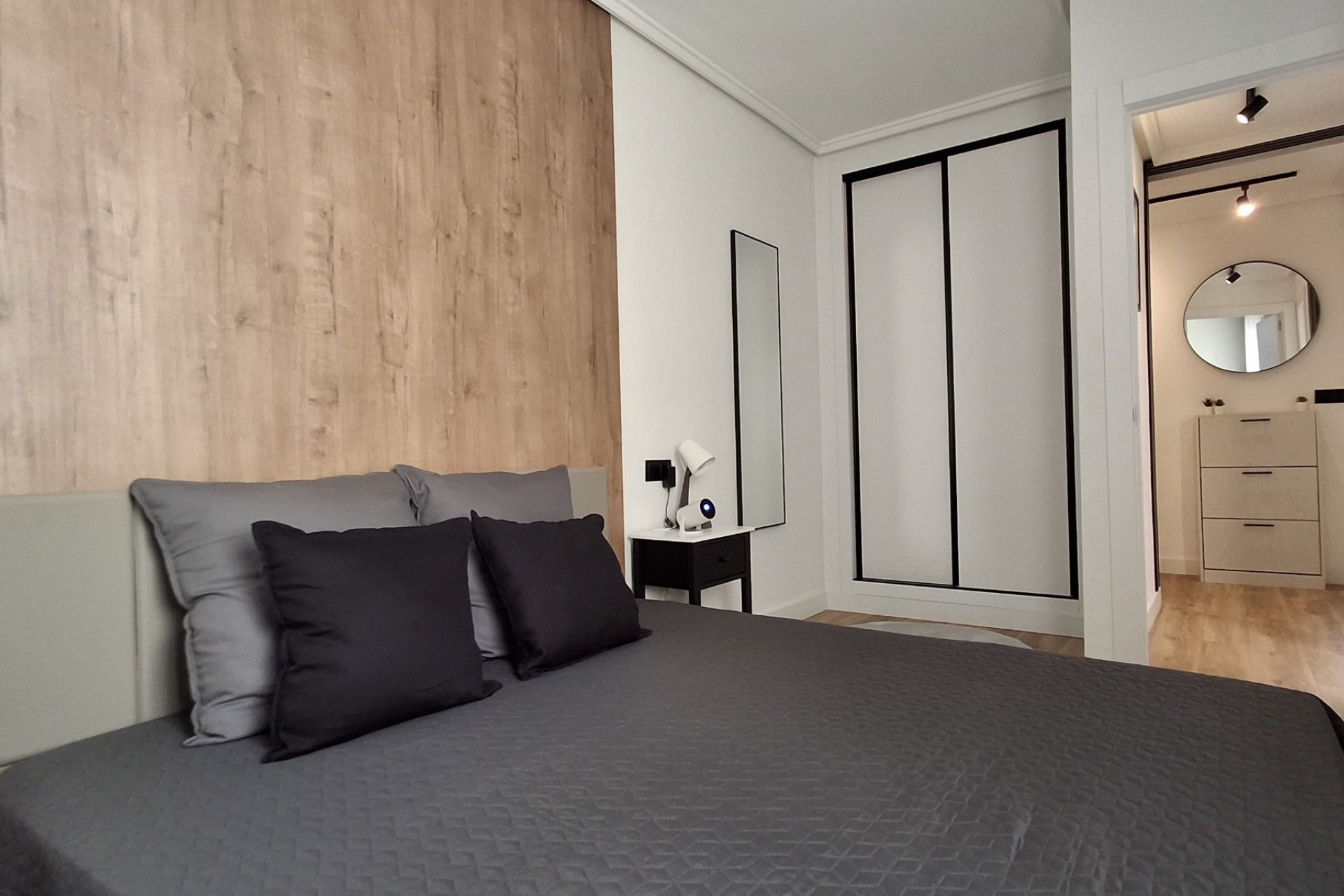 Reventa - Apartamento / Dúplex - Torrevieja