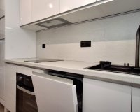 Reventa - Apartamento / Dúplex - Torrevieja