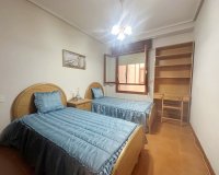 Reventa - Apartamento / Dúplex - Torrevieja