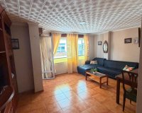 Reventa - Apartamento / Dúplex - Torrevieja
