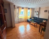 Reventa - Apartamento / Dúplex - Torrevieja