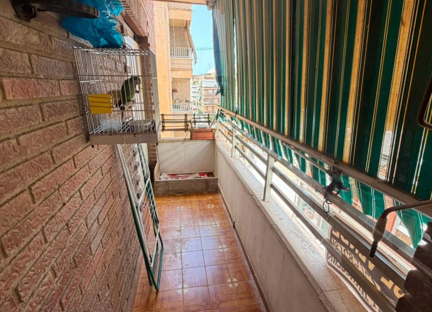 Reventa - Apartamento / Dúplex - Torrevieja