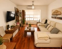 Reventa - Apartamento / Dúplex - Torrevieja