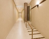Reventa - Apartamento / Dúplex - Torrevieja