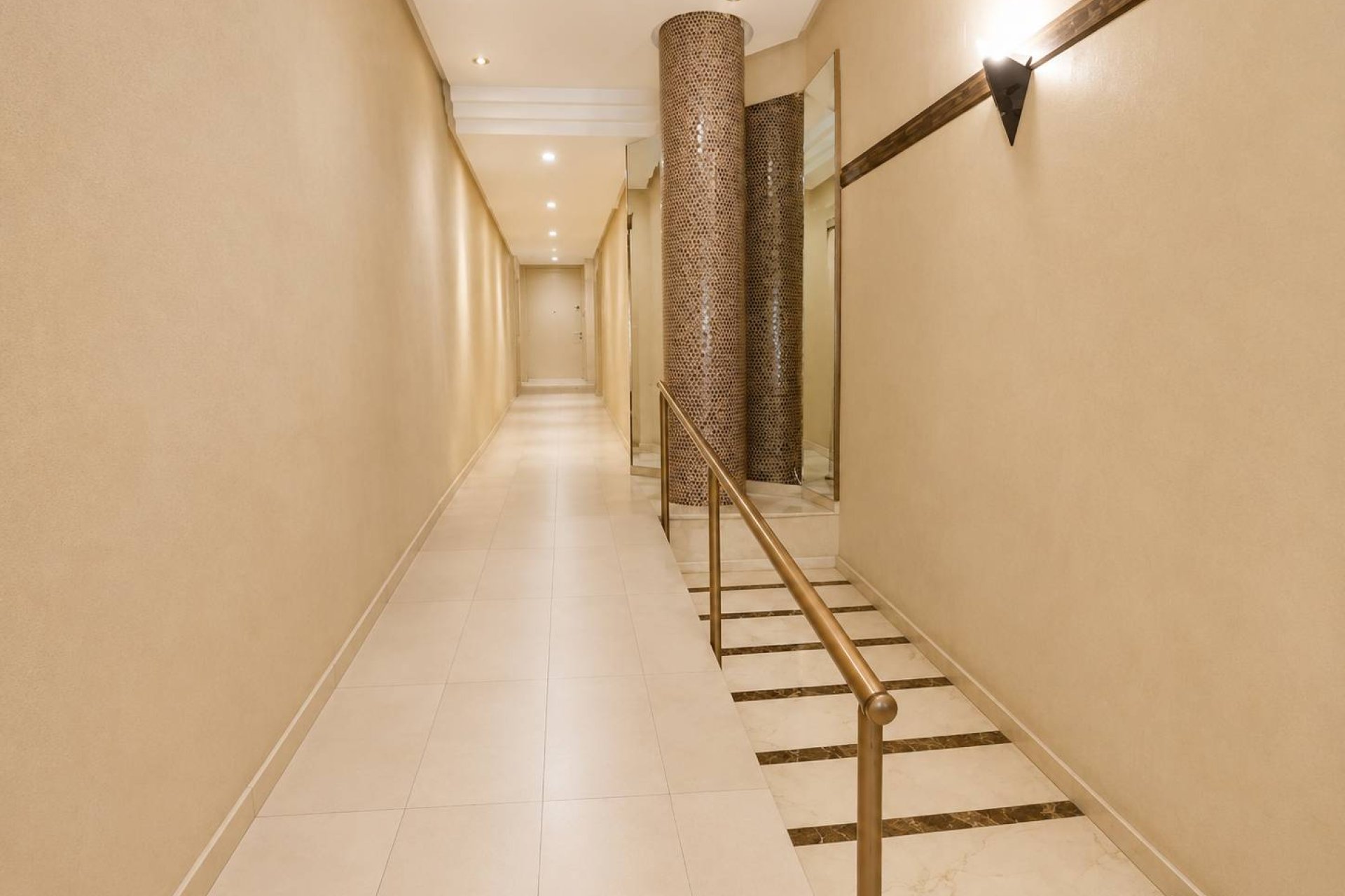 Reventa - Apartamento / Dúplex - Torrevieja