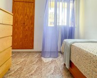 Reventa - Apartamento / Dúplex - Torrevieja