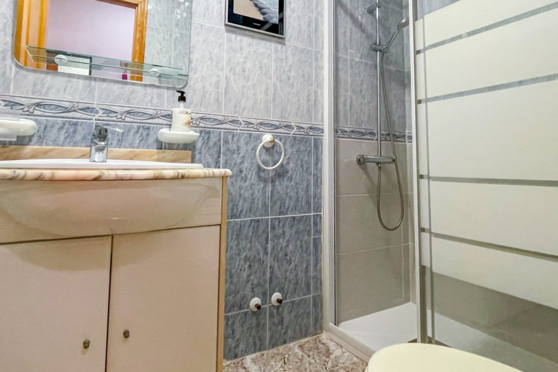 Reventa - Apartamento / Dúplex - Torrevieja