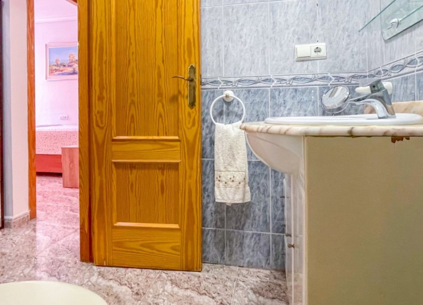 Reventa - Apartamento / Dúplex - Torrevieja