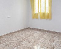 Reventa - Apartamento / Dúplex - Torrevieja